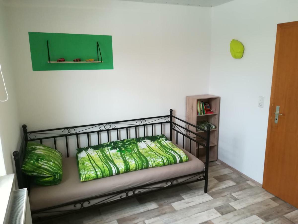 Ferienwohnung Am Reinhardswald - Eichenlaub - Mit Sauna Trendelburg Екстериор снимка